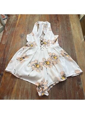 Henrigirl White Floral Romper Small Halter Lace Up Mini Shorts